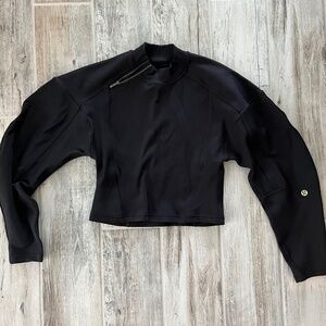 Lululemon ribbed luxetreme wide sleeved pullover